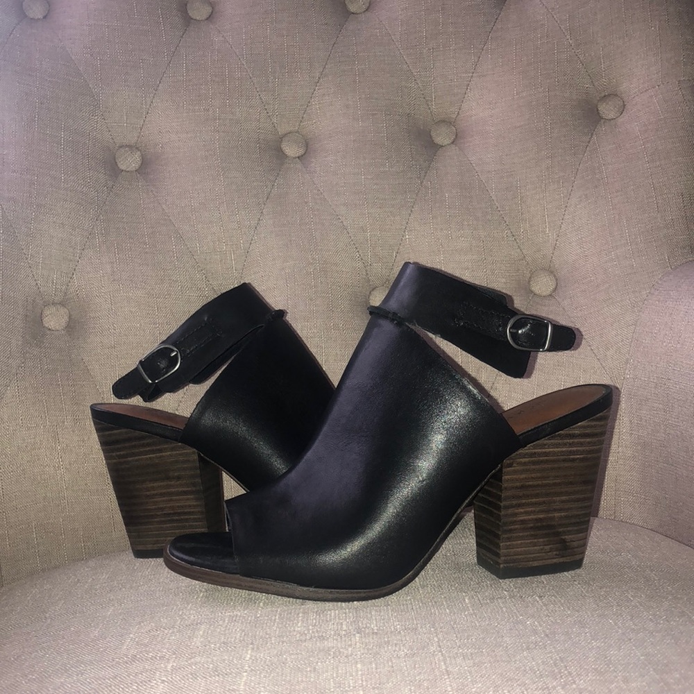 Lucky brand shoes